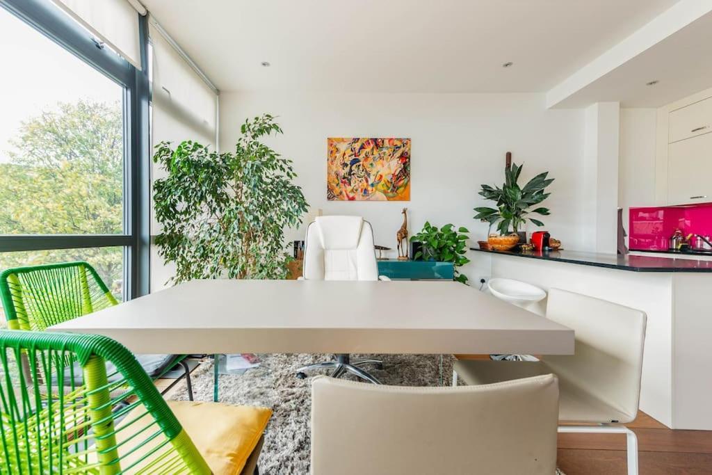 Luxurious Flat Sunny, Quiet, Design, Lift, Balcony Daire Londra Dış mekan fotoğraf
