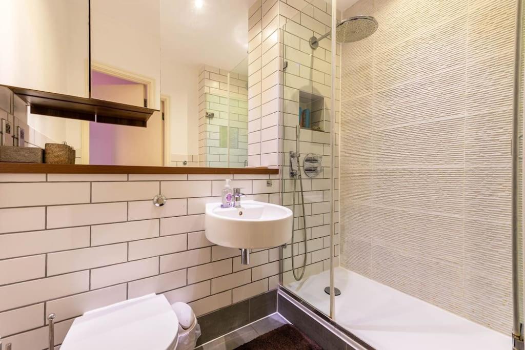 Luxurious Flat Sunny, Quiet, Design, Lift, Balcony Daire Londra Dış mekan fotoğraf